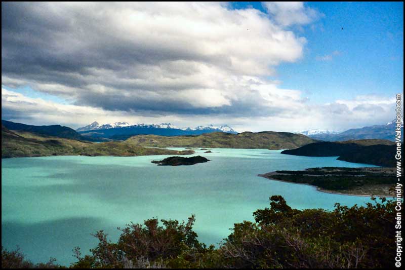 Lago Nordenskjol -- Torres del Paine, Chile